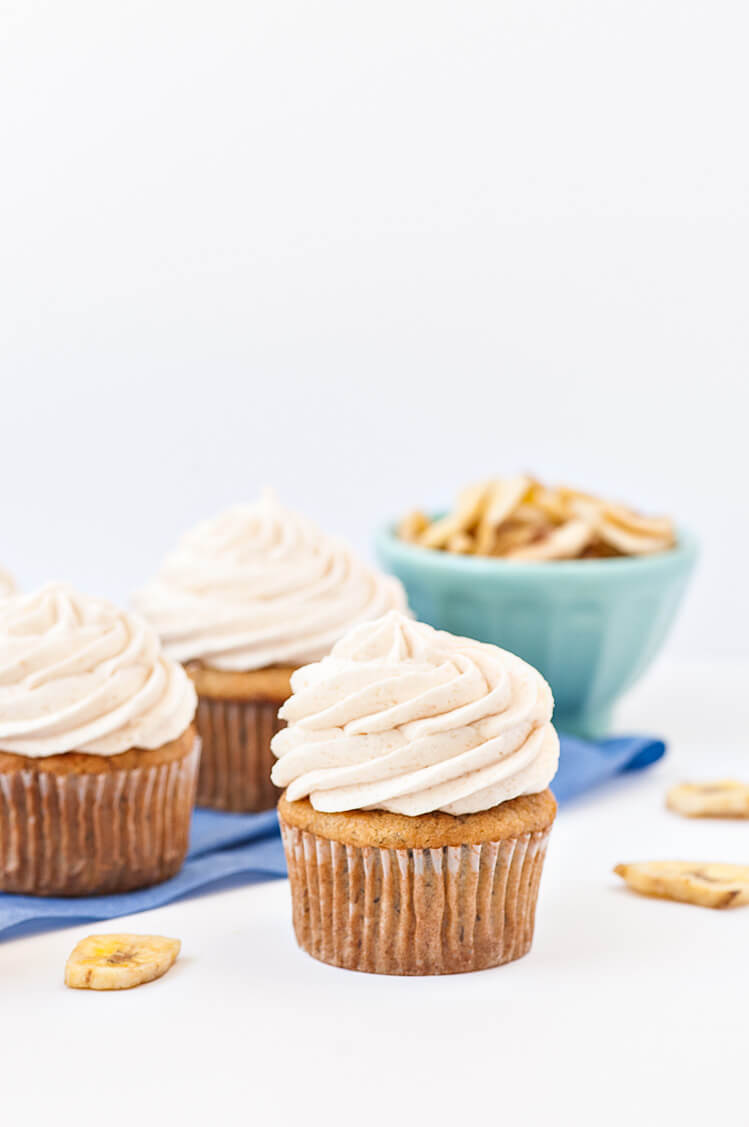 Quick and Easy Homemade Banana Cupcakes
