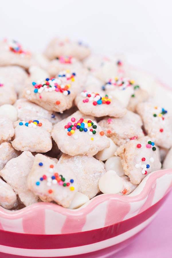Spooky Desserts - Marshmallow Muddy Buddies