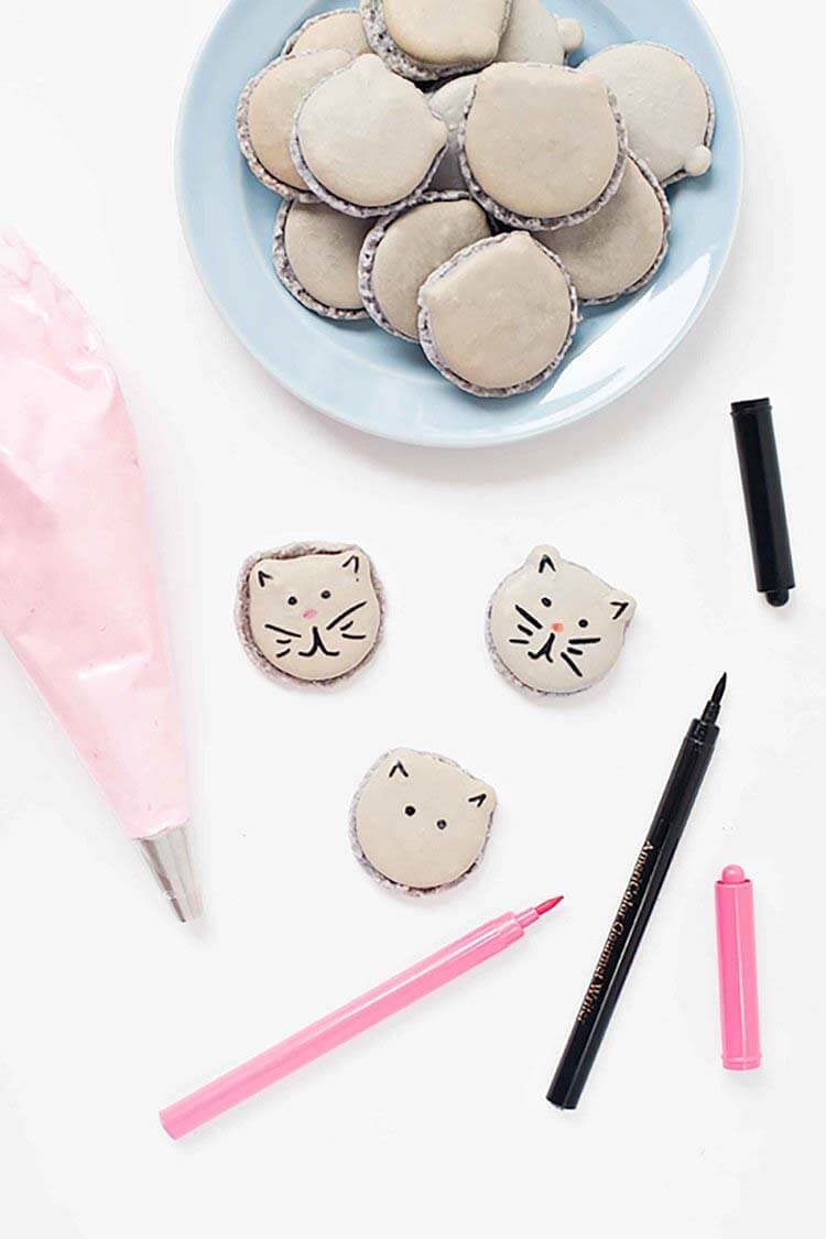 Learn to Bake Your Own Macarons with Decoration