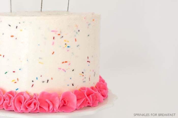 How to Make a Cake at Home