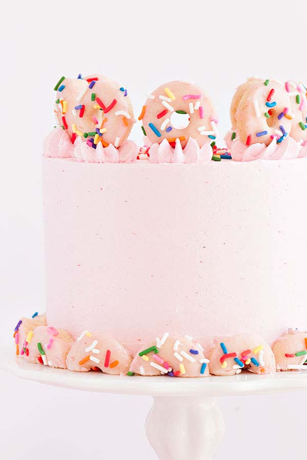 Do It Yourself Strawberry Donut Cake
